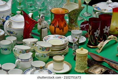 London; ; England - October 21 2021 : Flea Market InHampstead