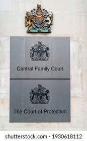 LONDON, ENGLAND - OCTOBER 23, 2020:  Entrance Signs To The  Central Family Court, Principal Registry Of The Family Division, And The Court Of Protection, In Holborn, London With Legal Crest - 143