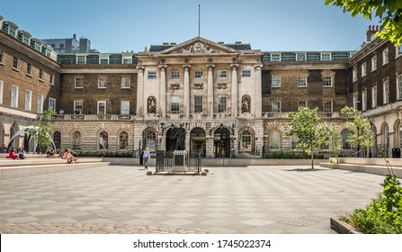 London, England, UK - 5.15.2020: Courtyard Of Guys Hospital