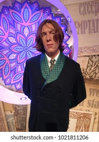 London, Great Britain, England - 08/11/2017: Madame Tussaud Museum,  wax figure of Oscar Wilde, writer, aphorist, poet, playwright and Irish journalist.