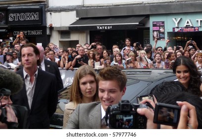 LONDON - JULY 1: Xavier Samuel At Twilight Eclipse Premiere July 1st, 2010 In Leicester Square London, England.