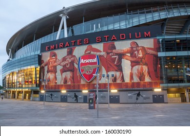 2,071 Emirates stadium london Images, Stock Photos & Vectors | Shutterstock