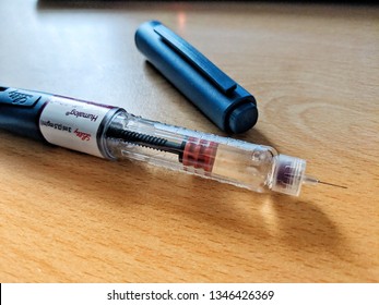 133 Lantus insulin pen Images, Stock Photos & Vectors | Shutterstock