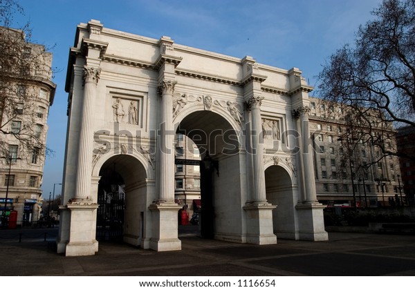 London Marble\
Arch