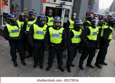 523 Police Officer Class Images, Stock Photos & Vectors | Shutterstock