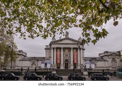 LONDON- NOVEMBER, 2017: Exterior Of The Tate Britain Museum On Millbank, London. Prominent Museum Housing Much Of The Most Significant Historic British Art. 