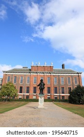 LONDON - SEPT 6, 2009: View Of Kensington Palace, A Royal Palace Since The 17th Century, On Sept 6, 2009 In London. The Palace Is Now The Official Residence Of Prince William And Kate Middleton. 