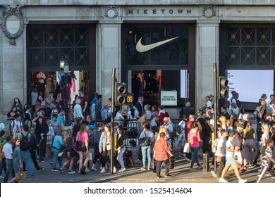 covent garden nike store
