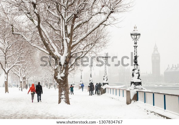 London Snow Scene During Cold Winter Stock Photo Edit Now 1307834767