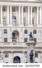 London Stucco Building In Bank