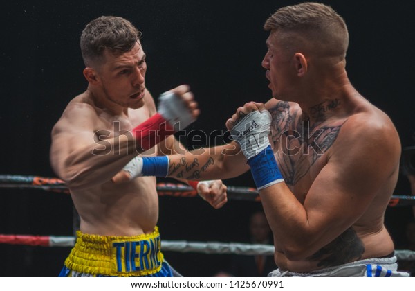 London Uk 06082019 Bare Knuckle Boxing Stock Photo Edit Now 1425670991