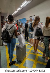 London. UK- 06.10.2021.  A Overcrowded London Underground Platform Packed With Passengers Waiting For A Delayed Train.