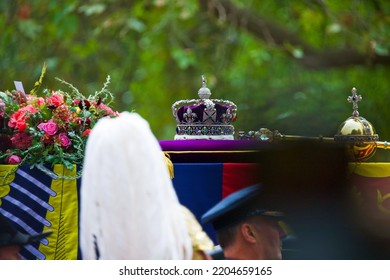 London, UK - 19th Sep 2022: The Imperial State Crown, Sceptre, Orb, And Wreath Of Flowers Adorn The Coffin Of Her Late Majesty Queen Elizabeth II On The Gun Carriage For The State Funeral Procession