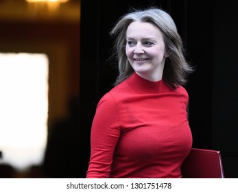 London, UK. 22 Januari, 2019. Elizabeth Truss, Chief Secretary To The Treasury, Leaves The Cabinet Meeting, 10 Downing Street. 