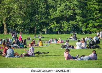 London, UK - 30 May, 2021 - People Taking A Picnic And Enjoying Sunny Day In Greenwich Park