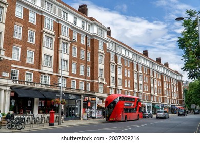 844 Kensington High Street Images, Stock Photos & Vectors | Shutterstock