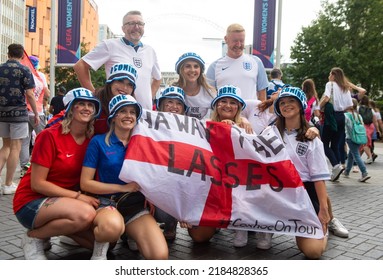 London, UK. 31st July 2022.  England supporters arrive to the stadium prior to the UEFA Women's Euro England 2022 final match between England and Germany at Wembley Stadium