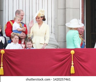 London Uk 8June 2019-  Prince Louis Harry George William Charles Kate Middleton  Princess Charlotte Trooping The Colour Royal Family Buckingham Palace Stock Press Photo