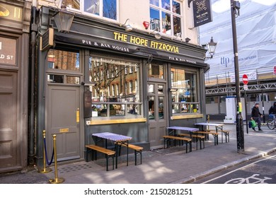 London, UK - April 2 2022: The Hope Pie And Ale House In Fitzrovia, London