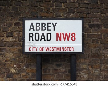 FABULOUS METAL STREET SIGN WALL PLAQUE ABBEY ROAD WESTMINSTER LONDON NW8