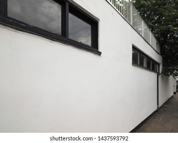 LONDON, UK - CIRCA JUNE 2019: 66 Old Church Street House In Chelsea Designed In 1935 By Walter Gropius And Maxwell Fry