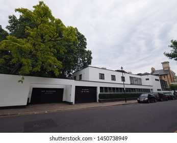 LONDON, UK - CIRCA JUNE 2019: Cohen House In Old Church Street Chelsea Designed In 1935 By Erich Mendelsohn And Serge Chermayeff