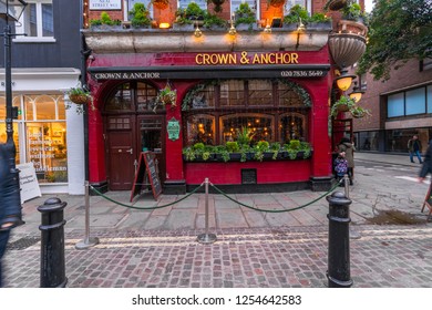 LONDON, UK - DECEMBER 08, 2018: Typical English Pub On Seven Dials In Covent Garden, A Busy Area Of Central London Popular With Turists And Londoners