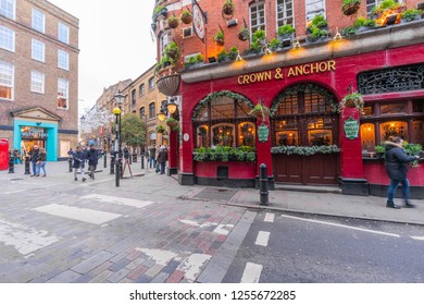 LONDON, UK - DECEMBER 08, 2018: Typical English Pub On Seven Dials In Covent Garden, A Busy Area Of Central London Popular With Turists And Londoners