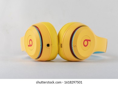 Beats Solo Hd Stock Images Shutterstock