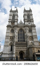 London, UK - July 15, 2021: Empty And Closed Westminster Abbey, A Large, Mainly Gothic Abbey Church In The City Of Westminster, London, England During COVID-19 Restrictions With No Tourists.