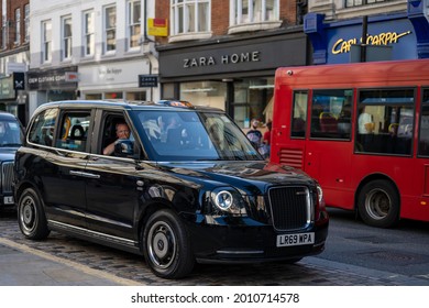 London, UK - July 16 2021: Electric London Taxi Waiting At A Taxi Rank