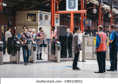 London, UK - July 18,2019:Commuters And Staff Inside Marylebone Station, London. The Station Was Opened In 1899 For Great Central Main Line, The Last Major Railway To Open In Britain In Over 100 Years