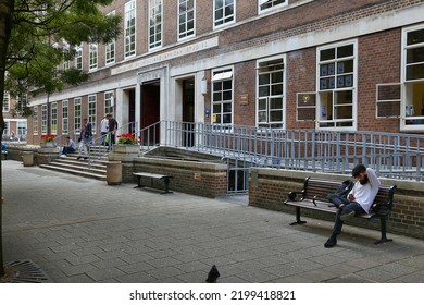 LONDON, UK - JULY 6, 2016: People Visit SOAS Building At University Of London, UK. The School Of Oriental And African Studies (SOAS) Is Among Top Universities In Britain.