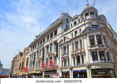 100 Trocadero london Images, Stock Photos & Vectors | Shutterstock