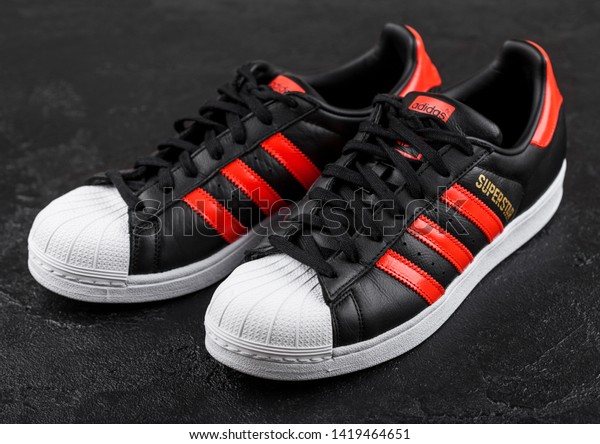 superstar 2019 adidas