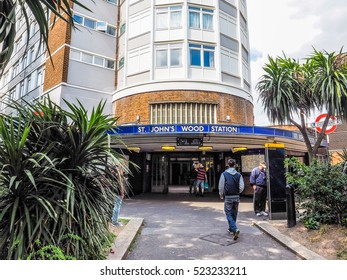 LONDON, UK - JUNE 10, 2015: Travellers At St John Wood Underground Station (HDR)