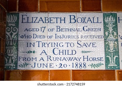 London, UK - June 14th 2022: Plaque At The Memorial To Heroic Self-Sacrifice In Postmans Park In London, UK - Commemorating Ordinary People Who Died While Saving The Lives Of Others.