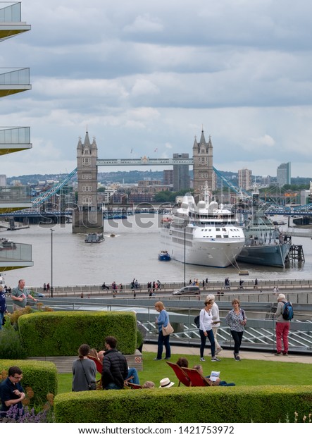 London Uk June 2019 View Cannon Stock Photo Edit Now 1421753972