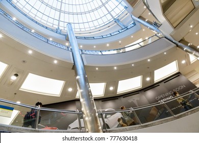 London, UK - June 25, 2017 - Shopping Centre In Canary Wharf 