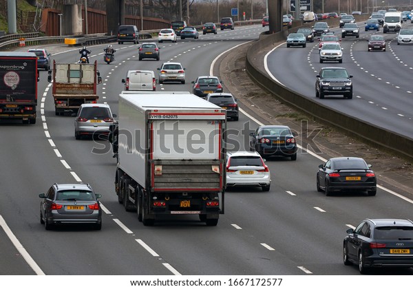 LONDON, UK - MARCH 07, 2020: Afternoon \
traffic on the busiest British motorway\
M25