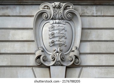 London, UK - March 23, 2022: A Stone Carving Of The Traditional Three Lions Emblem Of England.