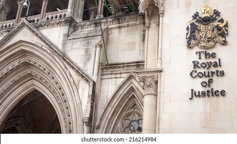 LONDON, UK - MAY 9, 2006: Known As The Law Courts, The Royal Courts Of Justice Houses The High Court And Court Of Appeal Of England And Wales.  Many High Profile Cases Have Been Carried Out Here.