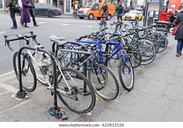 London Uk November 192016 Bicycle Parking Stock Photo Edit Now