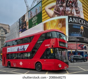 LONDON, UK - NOVEMBER 22, 2021 : Piccadilly Circus Square And Giant Advertising Screen, A Famous London Landmark.