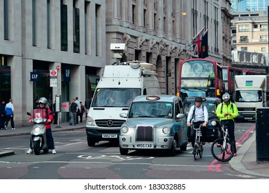 LONDON, UK - SEP 27: Street With Busy Traffic On September 27, 2013 In London, UK. London Is The World's Most Visited City And The Capital Of UK.