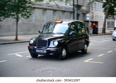 1,498 Vintage london taxi Images, Stock Photos & Vectors | Shutterstock