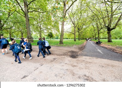 London, UK - September 12, 2018: Alley Path In Green Park In Westminster Landscape View In United Kingdom With School Kids Walking Home