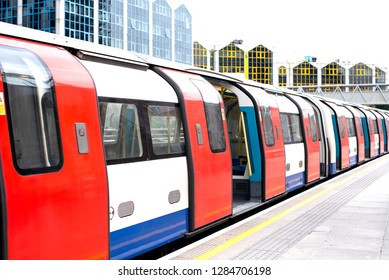 London underground tube train station