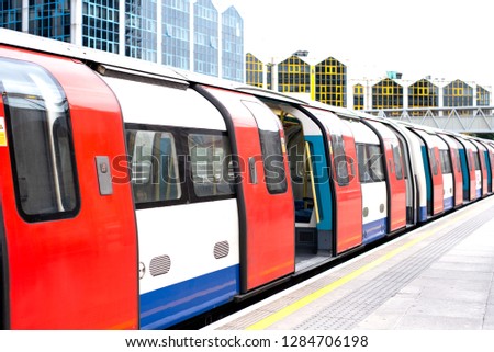 London underground tube train station