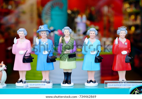 queen elizabeth solar toy